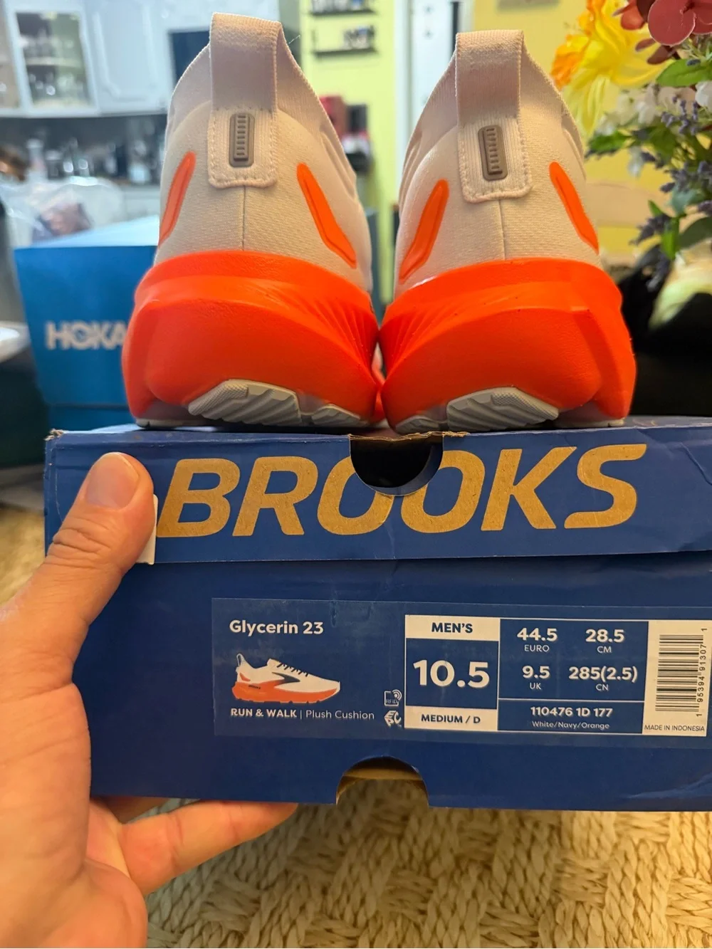 Brooks Men's Glycerin 23 Running Shoe - White/Navy/Orange sz 10.5 mens
